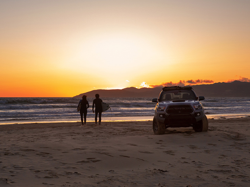Toyota Tacoma (2005-nykyinen) Slimsport Roof Rack Kit / Lightbar valmis - Front Runner 6