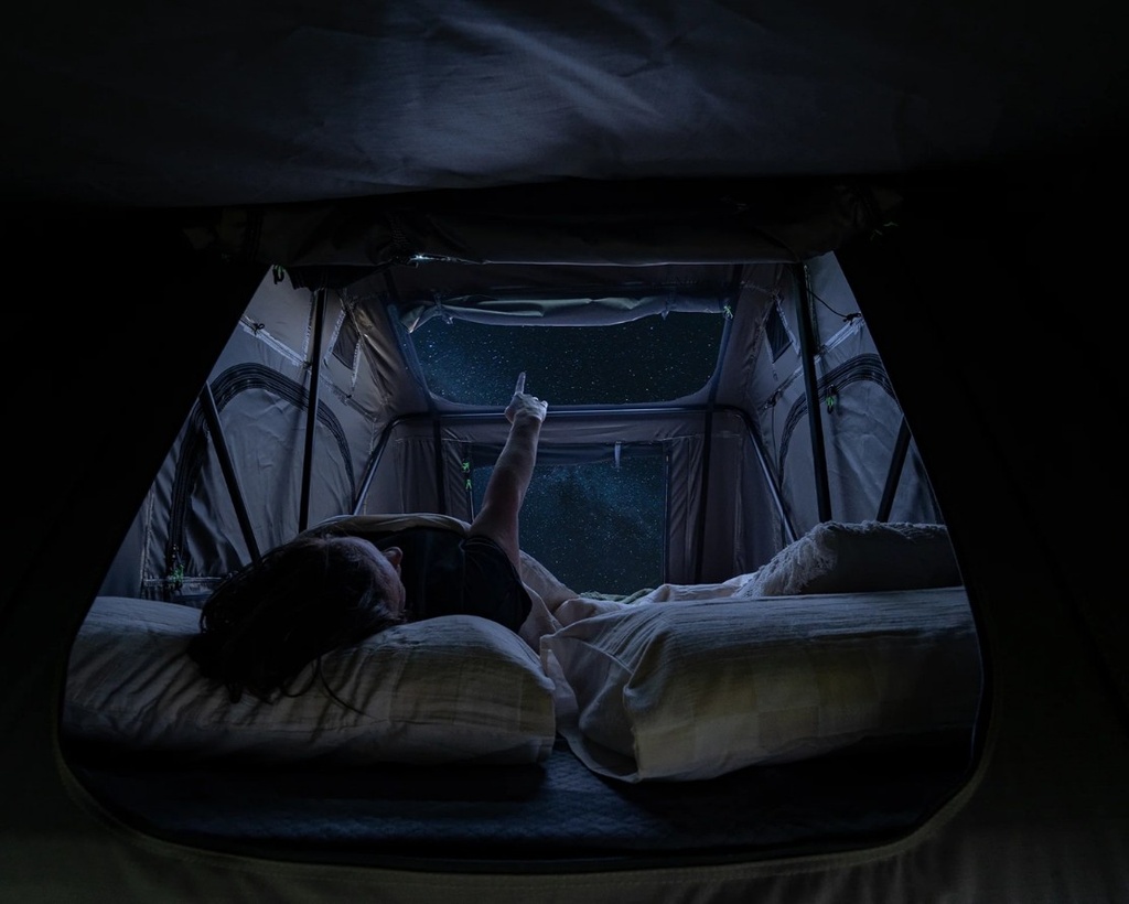 Cross 1200 - Soft Shell Rooftop Tent 2