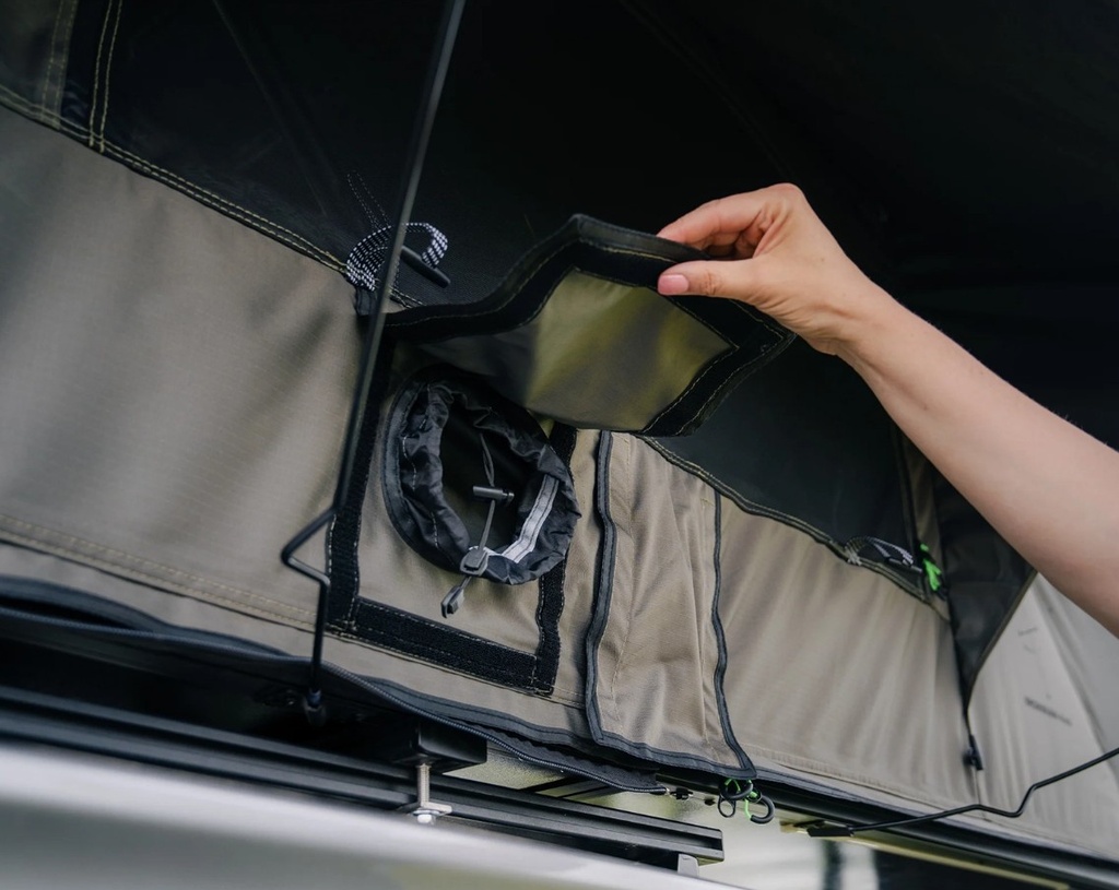 Cross 1200 - Soft Shell Rooftop Tent 13
