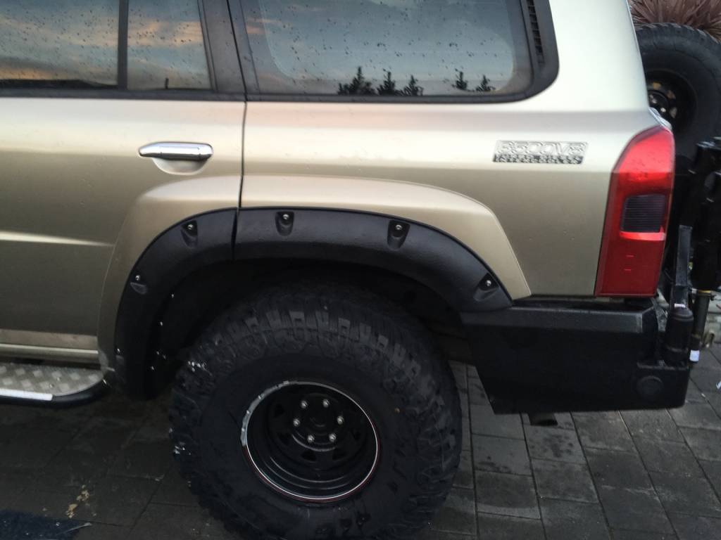 Lokasuojan levike, Nissan Patrol Y61 4