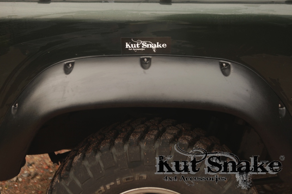 Lokasuojan levike, Land Rover Defender 27