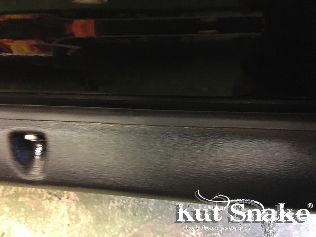 Lokasuojan levike, Toyota Land Cruiser 75-series 18