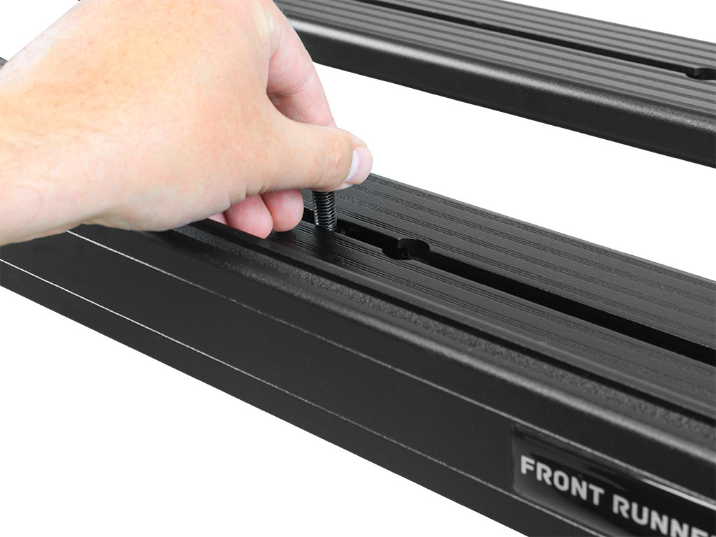 RSI Extra Cab Smart Canopy Slimline II -telinesarja / 1165mm (L) x 1762mm (P) - Front Runner 4