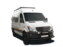 Mercedes Benz Sprinter 144in/170in / L2/L3 / MWB/LWB akseliväli ja OEM-telat (2006-nykyinen) Slimline II kattotelinesarja 1