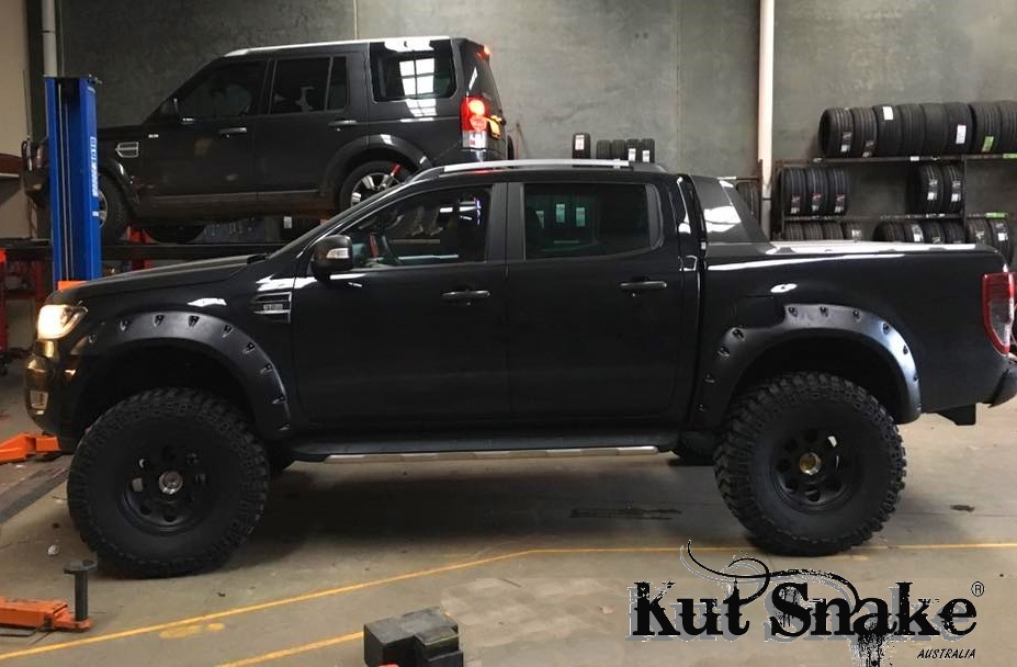 Lokasuojan levike 95mm, Ford Ranger MK2 6