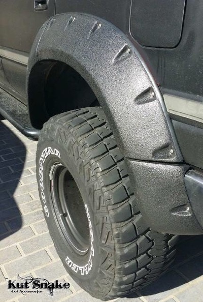 Lokasuojan levike, Toyota Land Cruiser 80 MONSTER 95mm 4