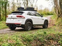 Volkswagen Atlas Cross Sport (2020-nykyinen) Slimline II kattotelinesarja - Front Runner 6
