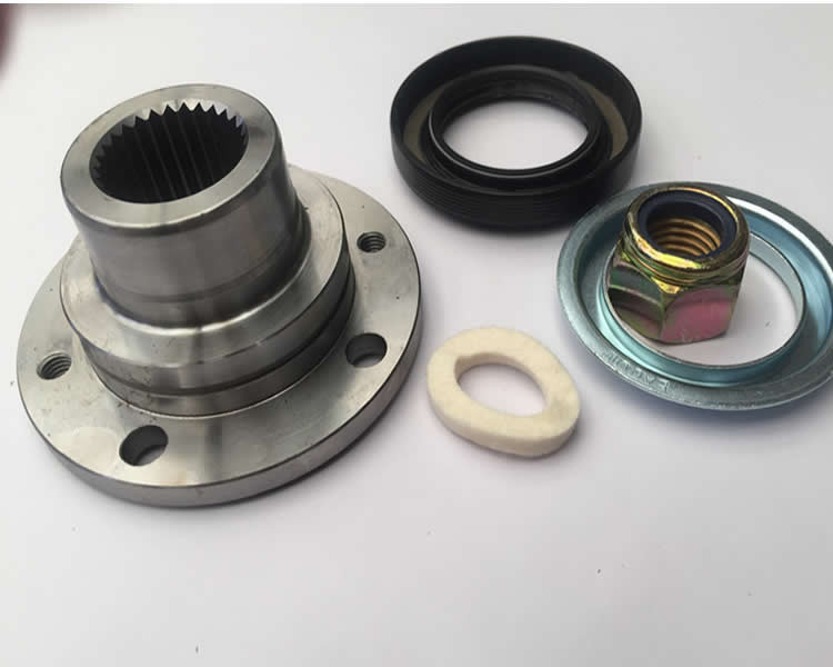 FLANGE KIT REAR OUTPUT T/BOX LAND ROVER