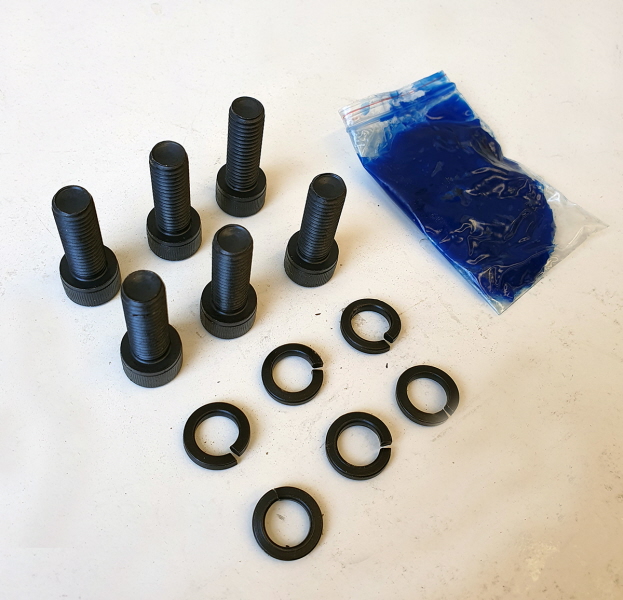 Free Wheels HUB Bolt kit Nissan Navara