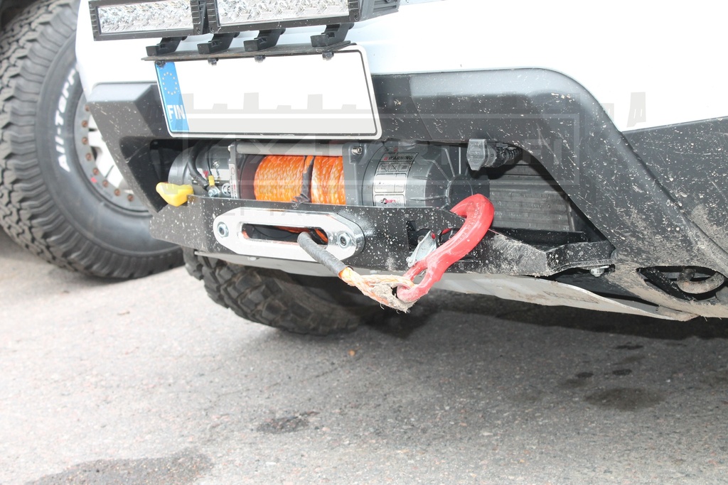 Winch mounting dacia duster
