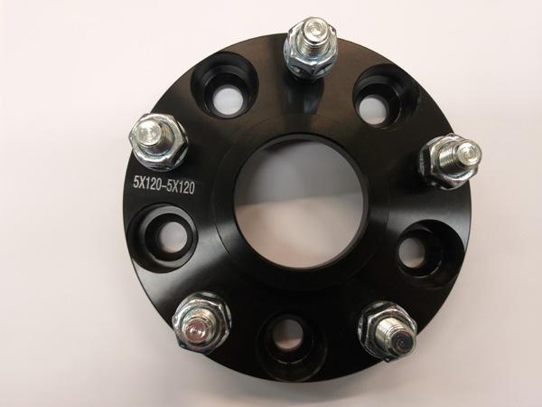 SteyrTek Adapteri Musta (levikepala) 25mm 5x108/5x108