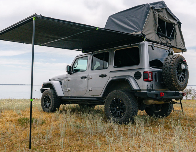 Deltawing 90° Awning 1.4m x 2m