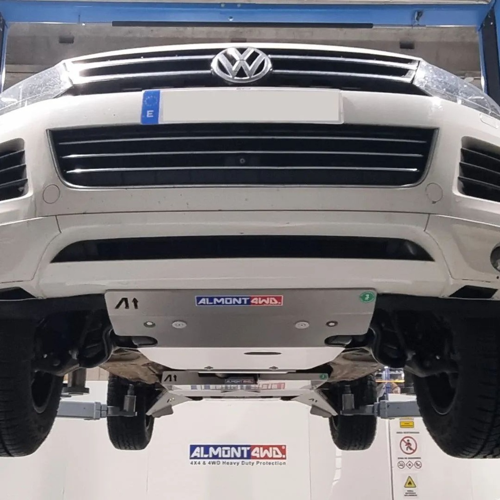 Främre hasplåt 8mm Volkswagen Touareg 7P och Cayenne 92A