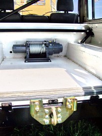 inre bak vinsch monterings skiva  för defender 90