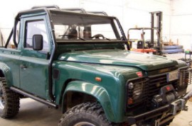 Bak "RACING" störtbur för defender 90 PICK UP