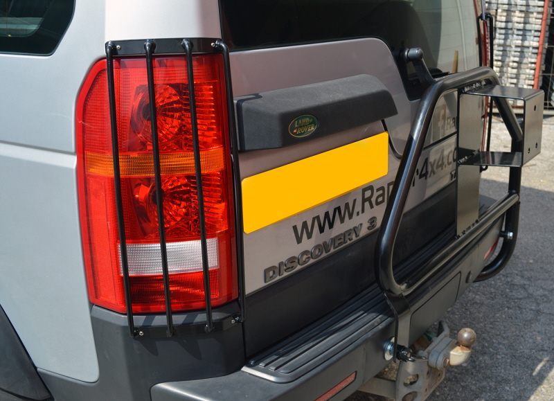 REAR STEEL LAMP GUARD DISCOVERY III