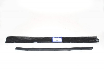 dörr  övre tätning, gångjärns sida  v/o, Land Rover series 2/3