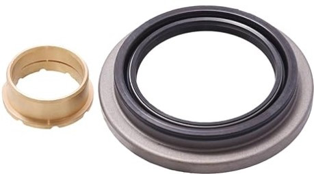 Olka-akseliin pusla vetoakselille + pölysuoja.