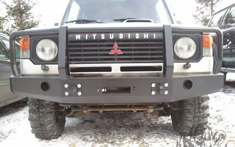 fram vinsch stötfångare with bullbar Pajero 1
