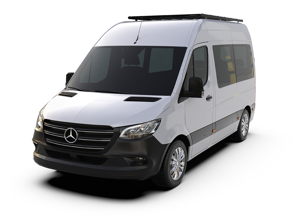 Mercedes Benz Sprinter (L1H2/144in SWB/högt tak) (2007-Current) Slimpro Van Rack Kit - av Front Runner