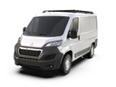 Peugeot Boxer (L1H1/118in WB/Low Roof) (2014-Current) Slimpro Van Rack Kit - av Front Runner