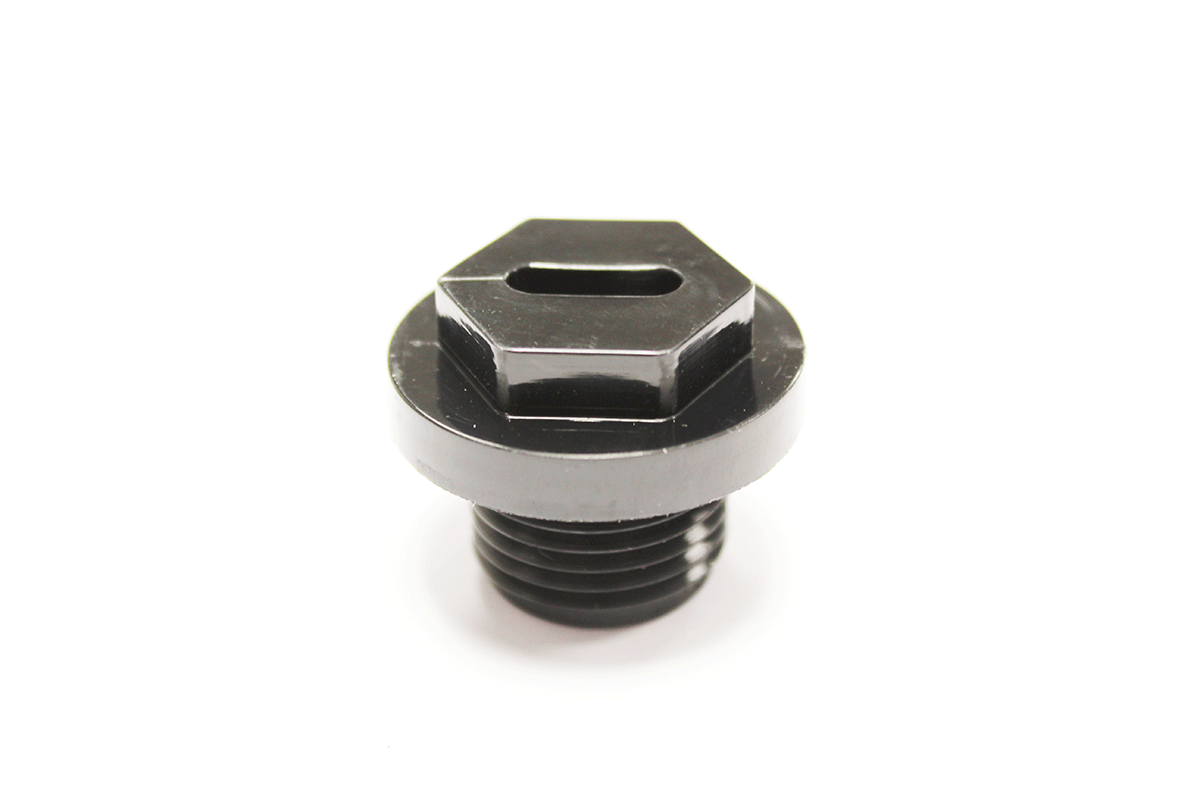 Peräölyn täyttöaukon korkki (muovinen)