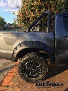 Lokasuojan levike, Toyota Hilux Vigo 05-12 MONSTER