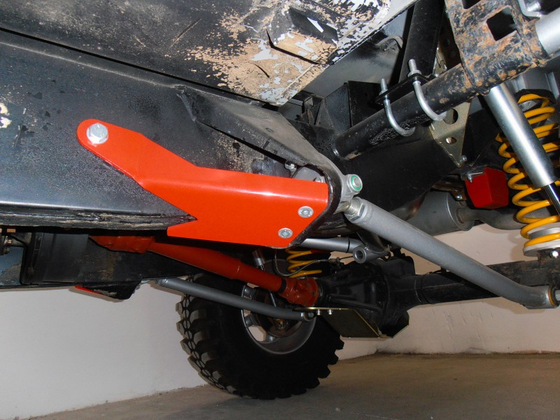 REAR CONTROLARM SHIELD