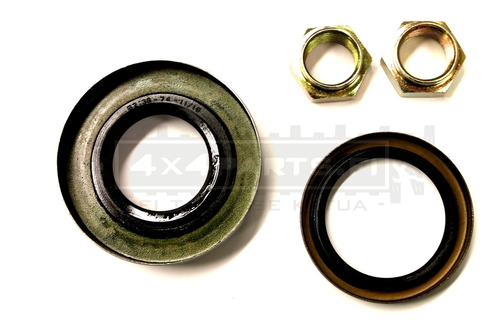 J40 T-Case Output Shaft Oil Seal Kit