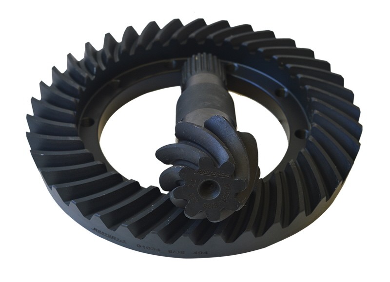 4.75 HD bak Kronfälg och pinion defender 110 P38 axel