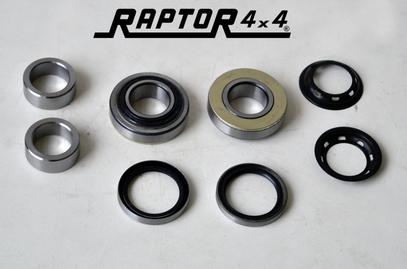 Rear axle wheel bearing kit Suzuki